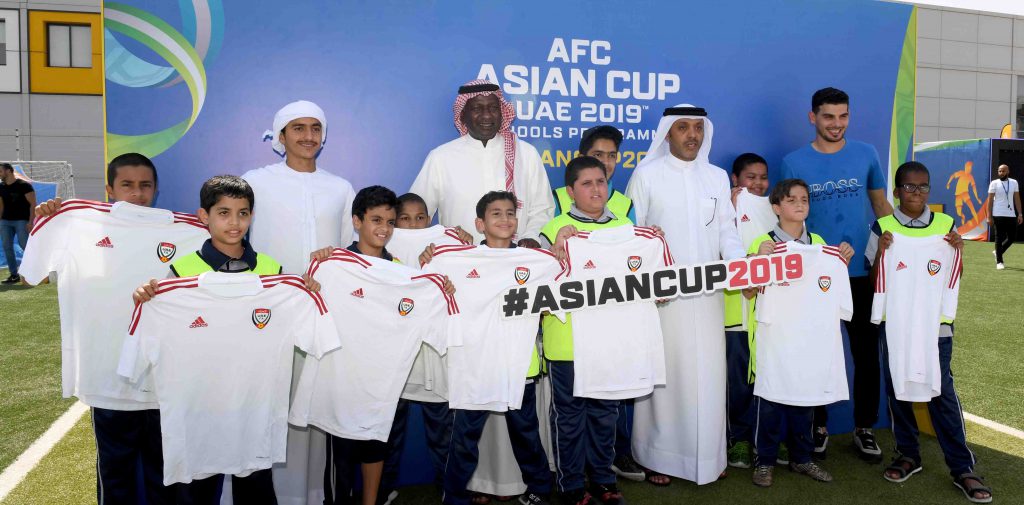 UAE National Players Surprise Children At Hazza Bin Zayed Stadium
