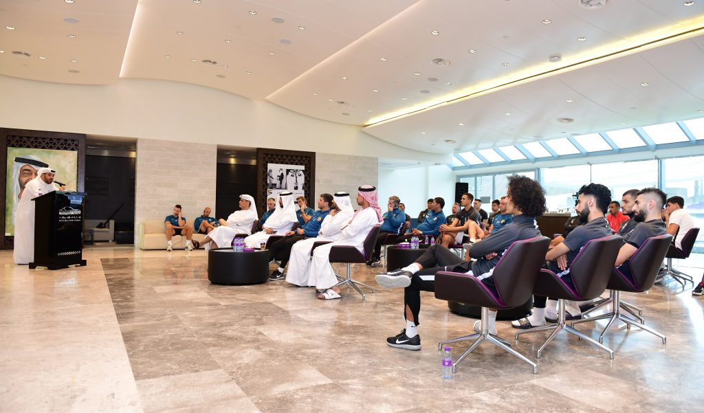 Consistent with its Strategic Plans Al Ain Football Company Holds an Extraordinary Meeting for the “Boss” Stars at Hazza Bin Zayed Stadium
