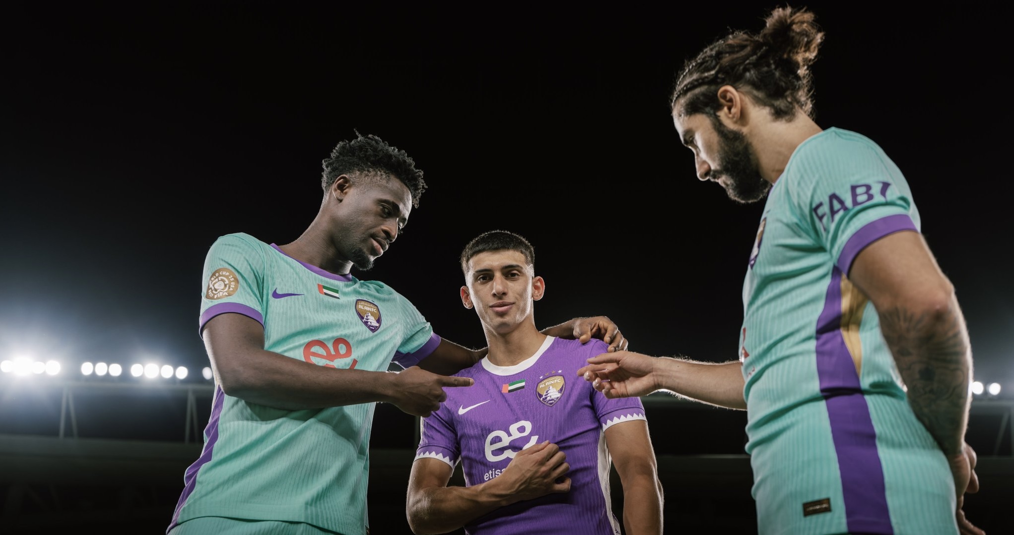 “الزعيم” يطلق زيه العالمي في ذكرى التتويج الآسيوي للموسم الجديد وكأس العالم للأندية