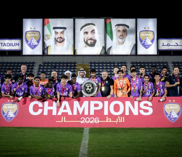 “الزعيم” يفرض الهيمنة البطولات ويتوج بلقب دوري تحت 17 سنة